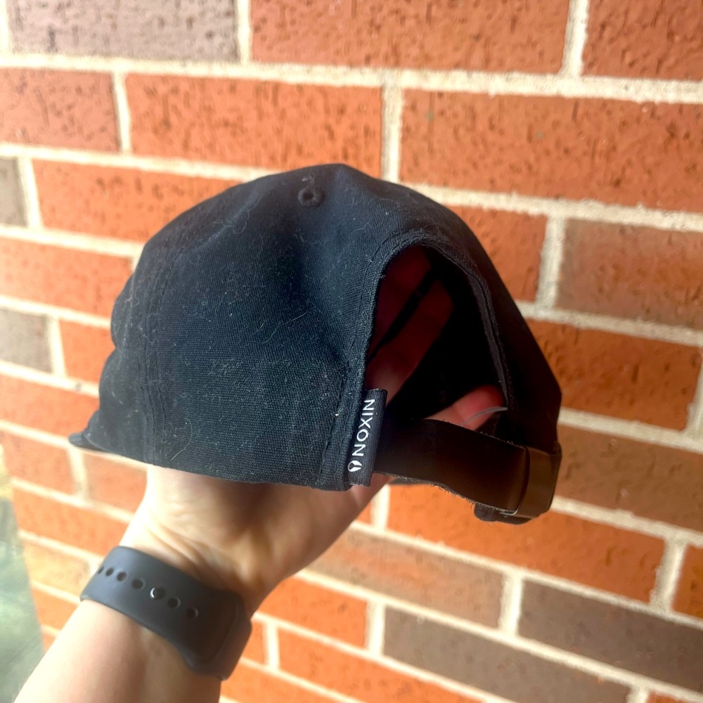Nixon SnapBack - Picture 2 of 2